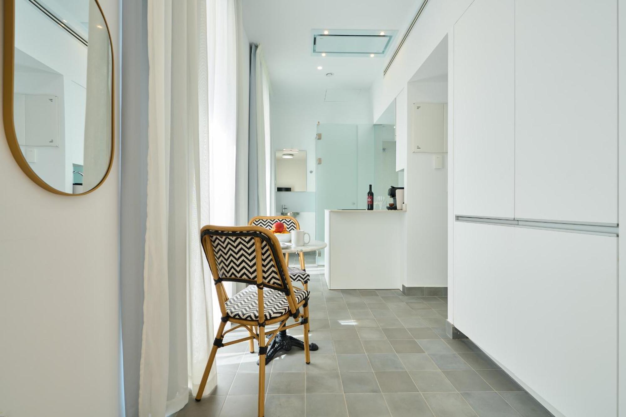 Aparthotel Naranjas Y Limones, By Homing U à Séville Extérieur photo